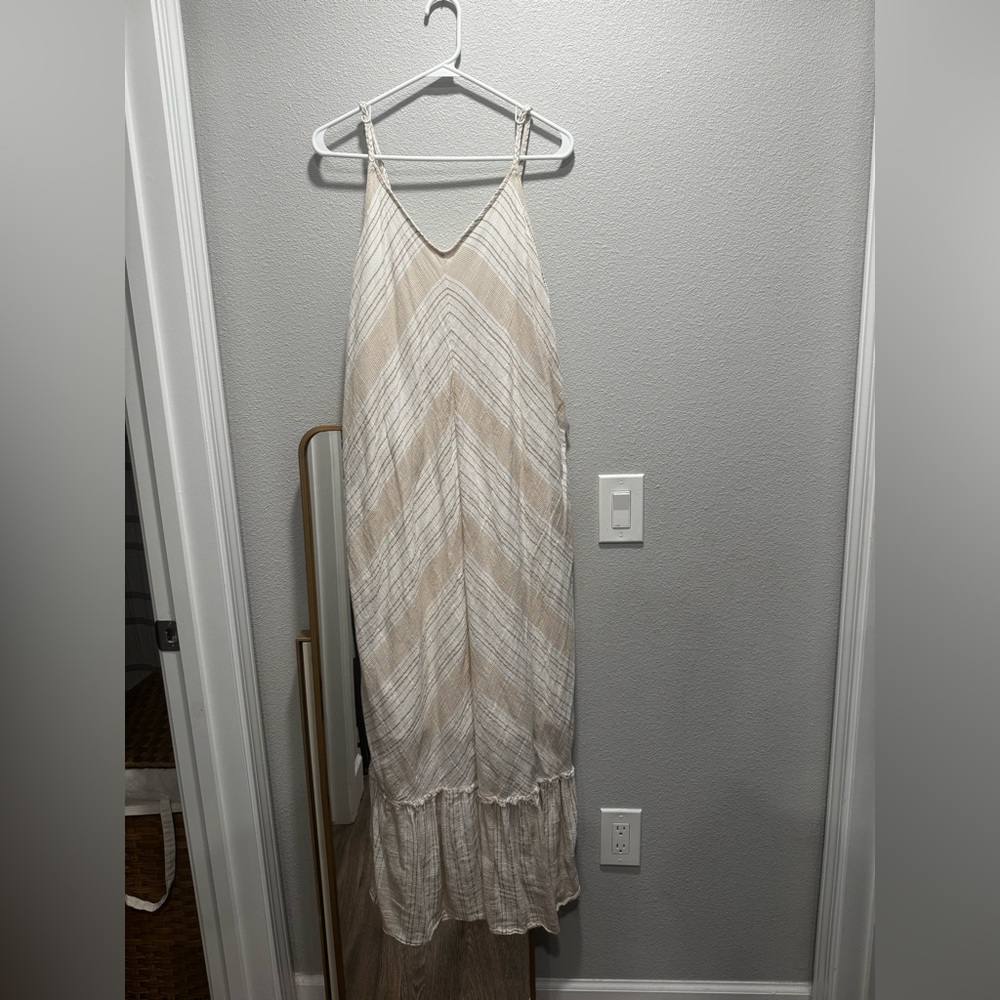Knox Rose Cream and Tan Maxi Dress